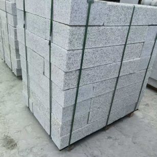 韶关 芙蓉白火烧两面路沿石