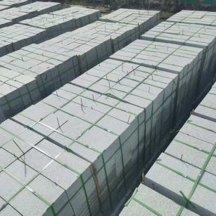 韶关 芝麻白1.8公分火烧300*600地铺，清仓大甩卖