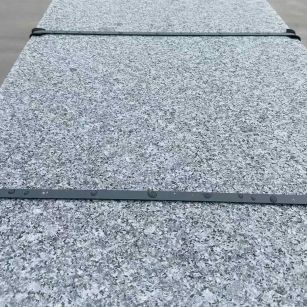 韶关 芝麻黑火烧面毛板，条板，半成品