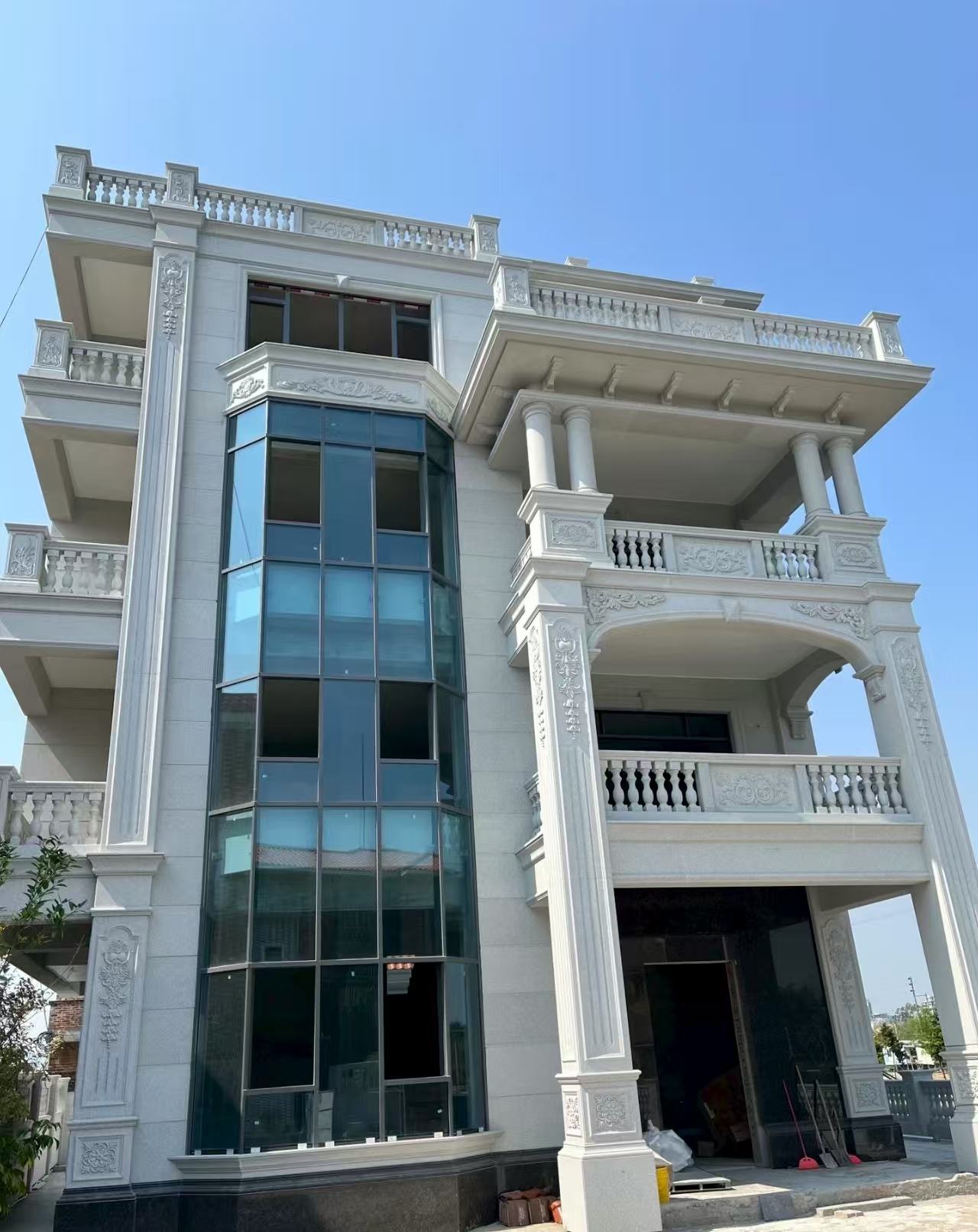 韶关 芝麻白花岗岩别墅外墙干挂效果展示