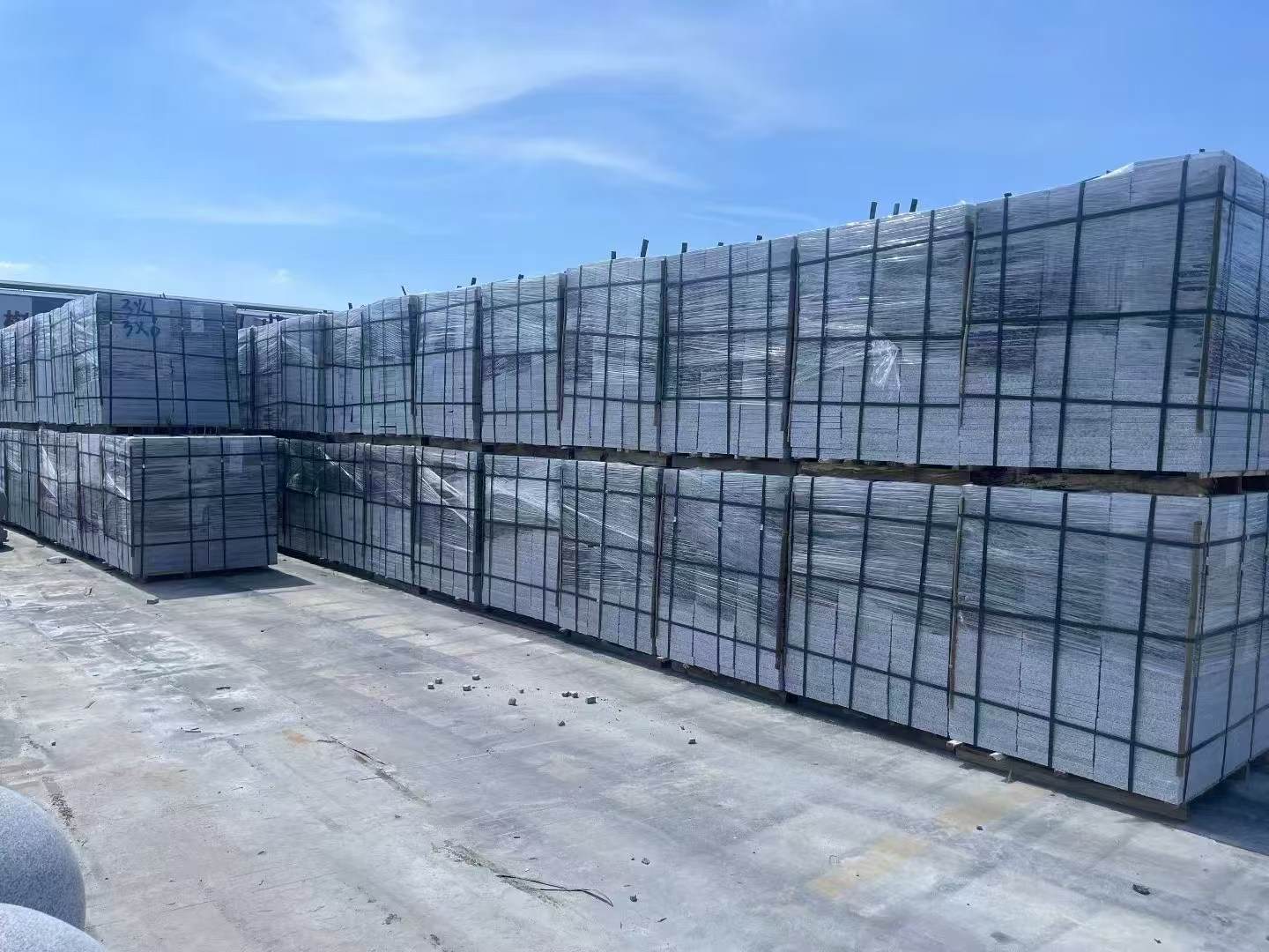 韶关 芝麻白火烧成品300*600地铺料，大量现货，物美价廉