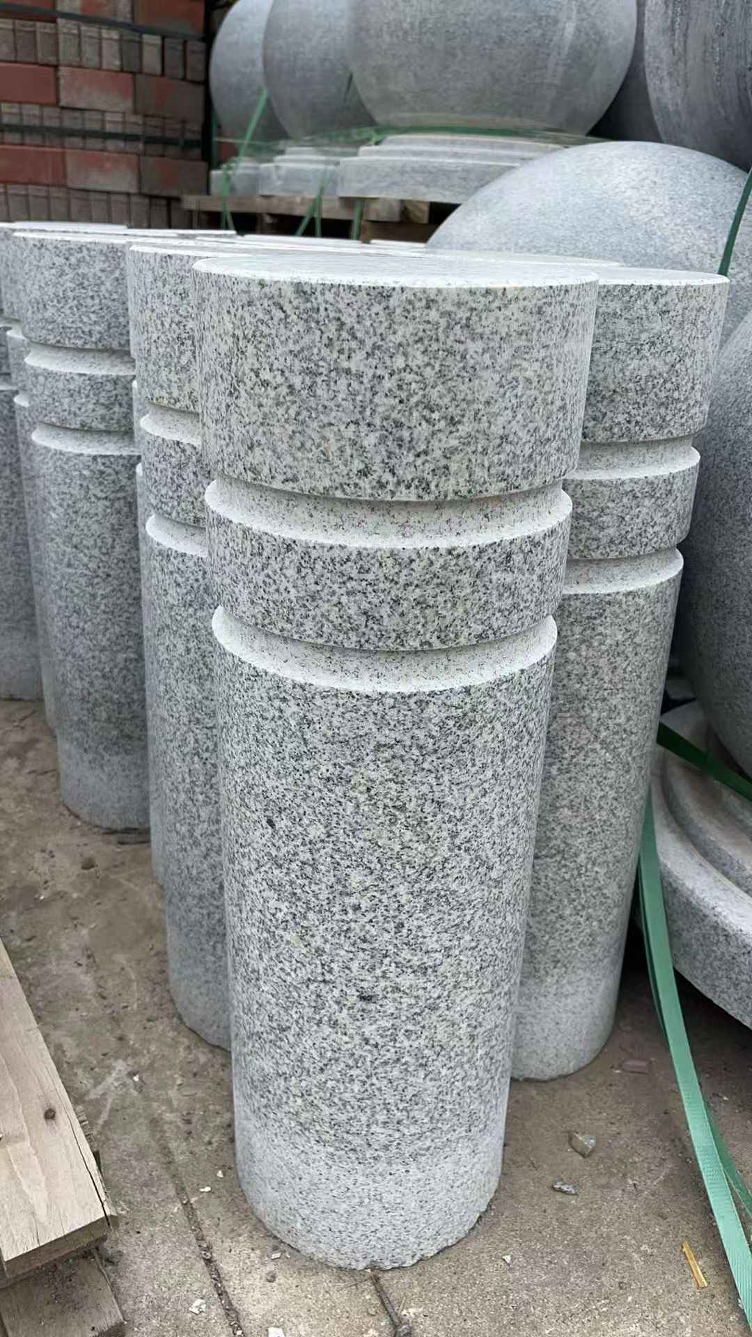 韶关 芝麻白花岗岩挡车柱、隔离柱多少钱