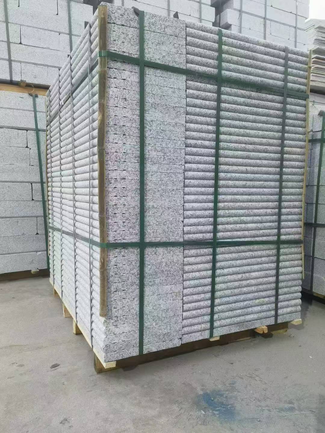 韶关 芙蓉白3公分厚磨圆边、拉槽，楼梯踏步