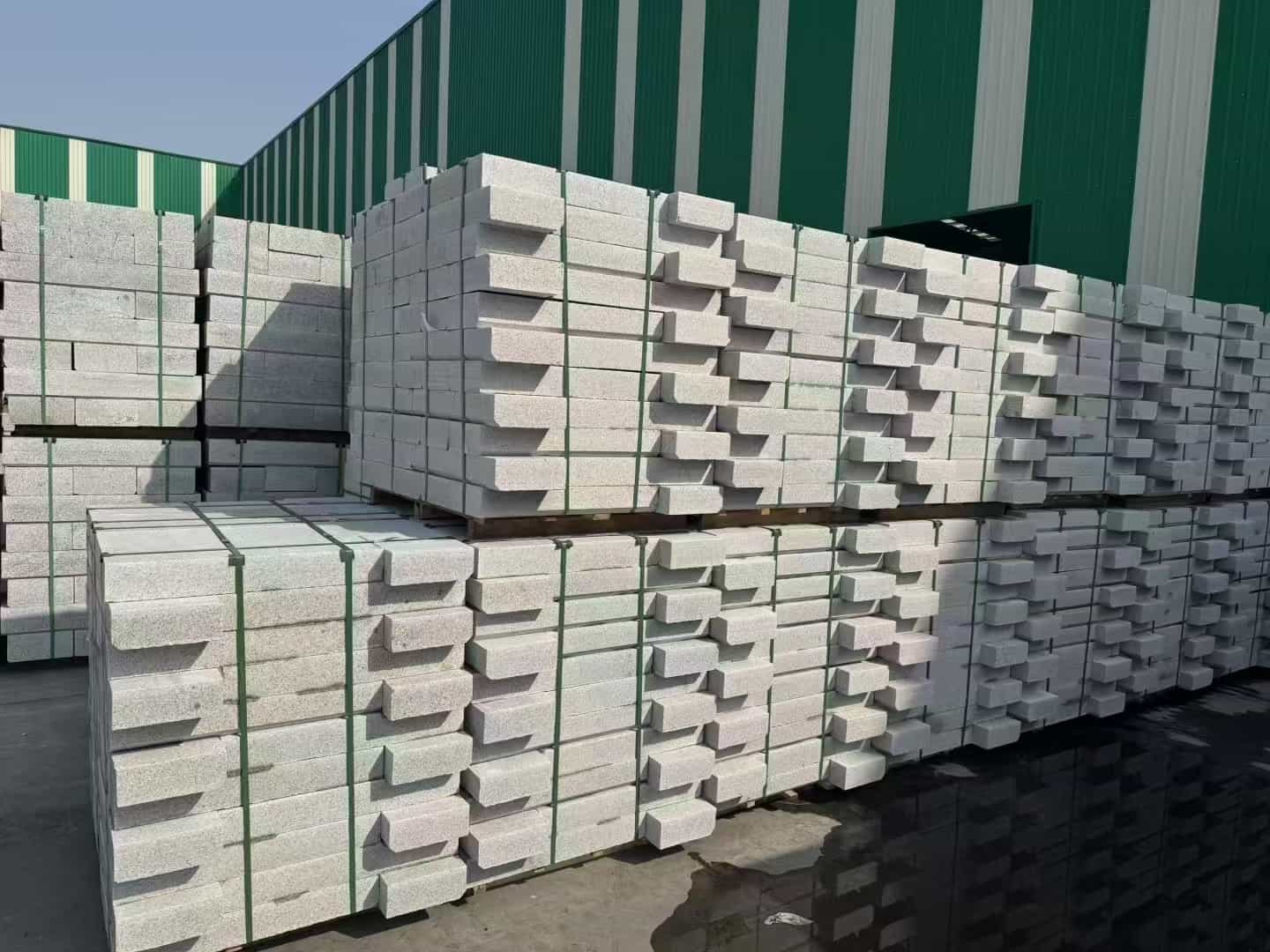 韶关芝麻白路沿石
