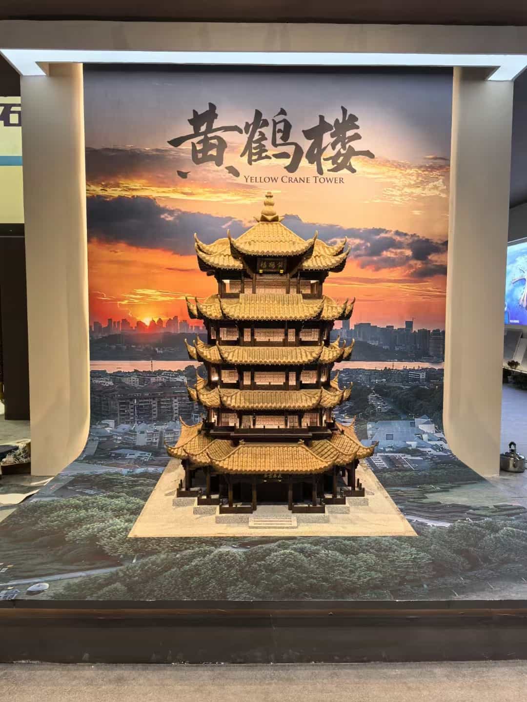 韶关仿古石文创作品-黄鹤楼