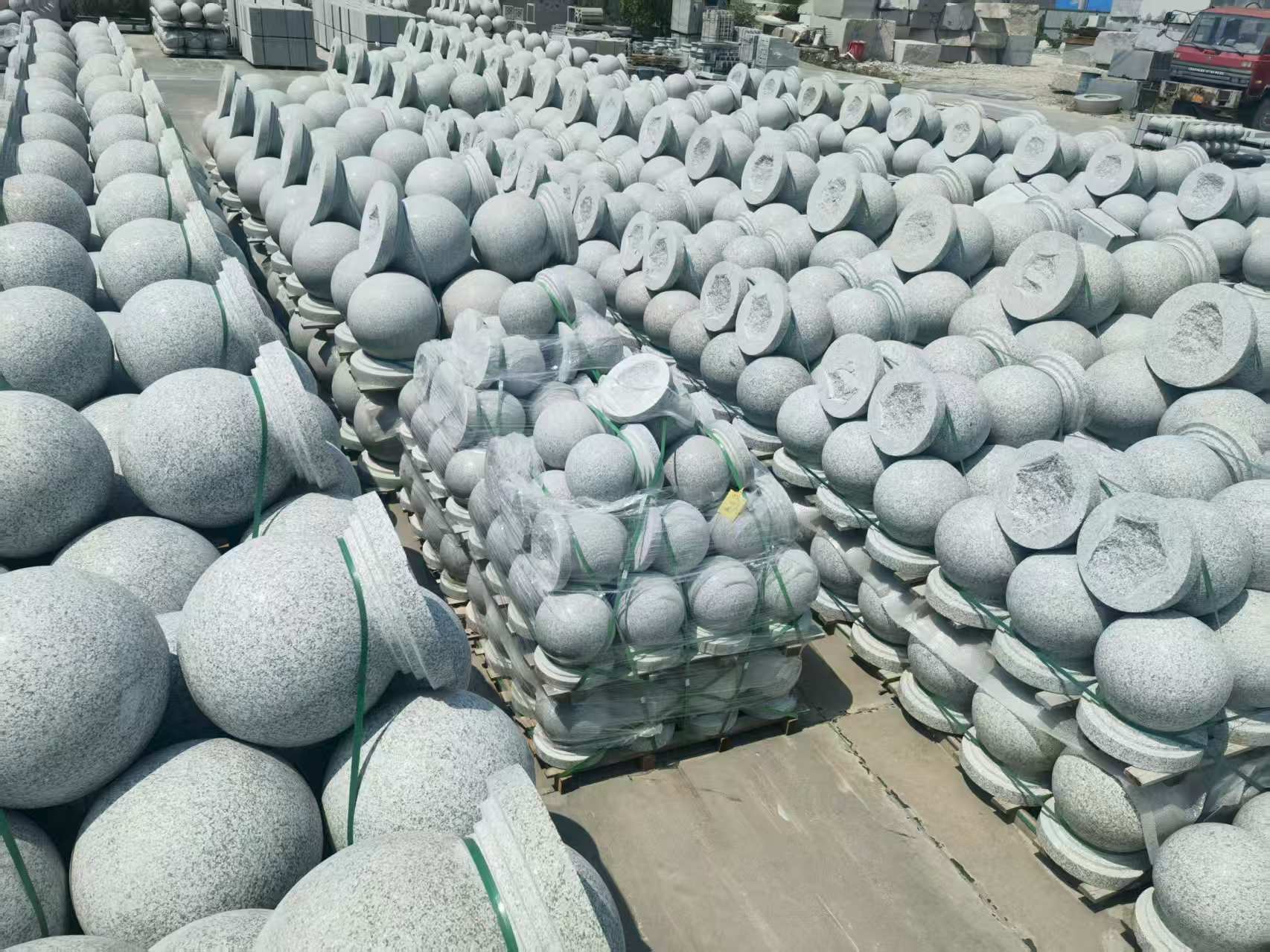 韶关 花岗岩实心圆球，石球，挡车球，挡车石，车止石，路障石。