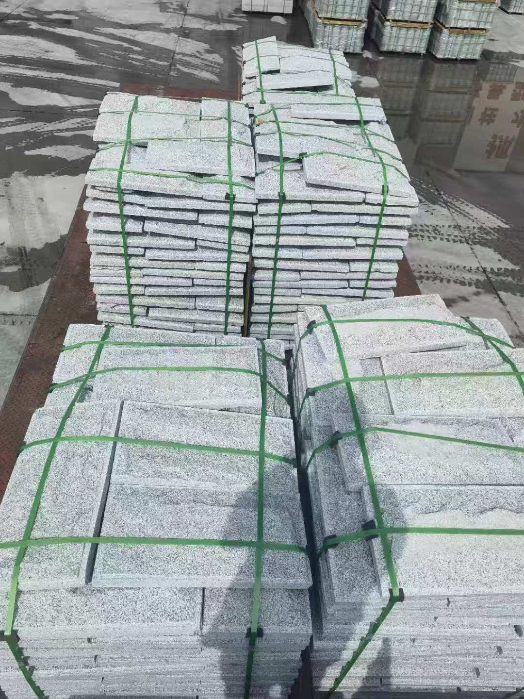 韶关 芝麻白蘑菇石装车出货