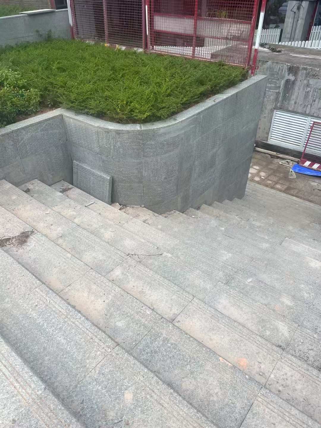 韶关 芝麻黑火烧面铺装案例