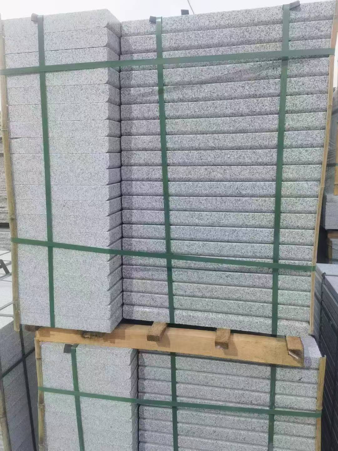 韶关 5公分芝麻白，倒斜角，室外楼梯踏步