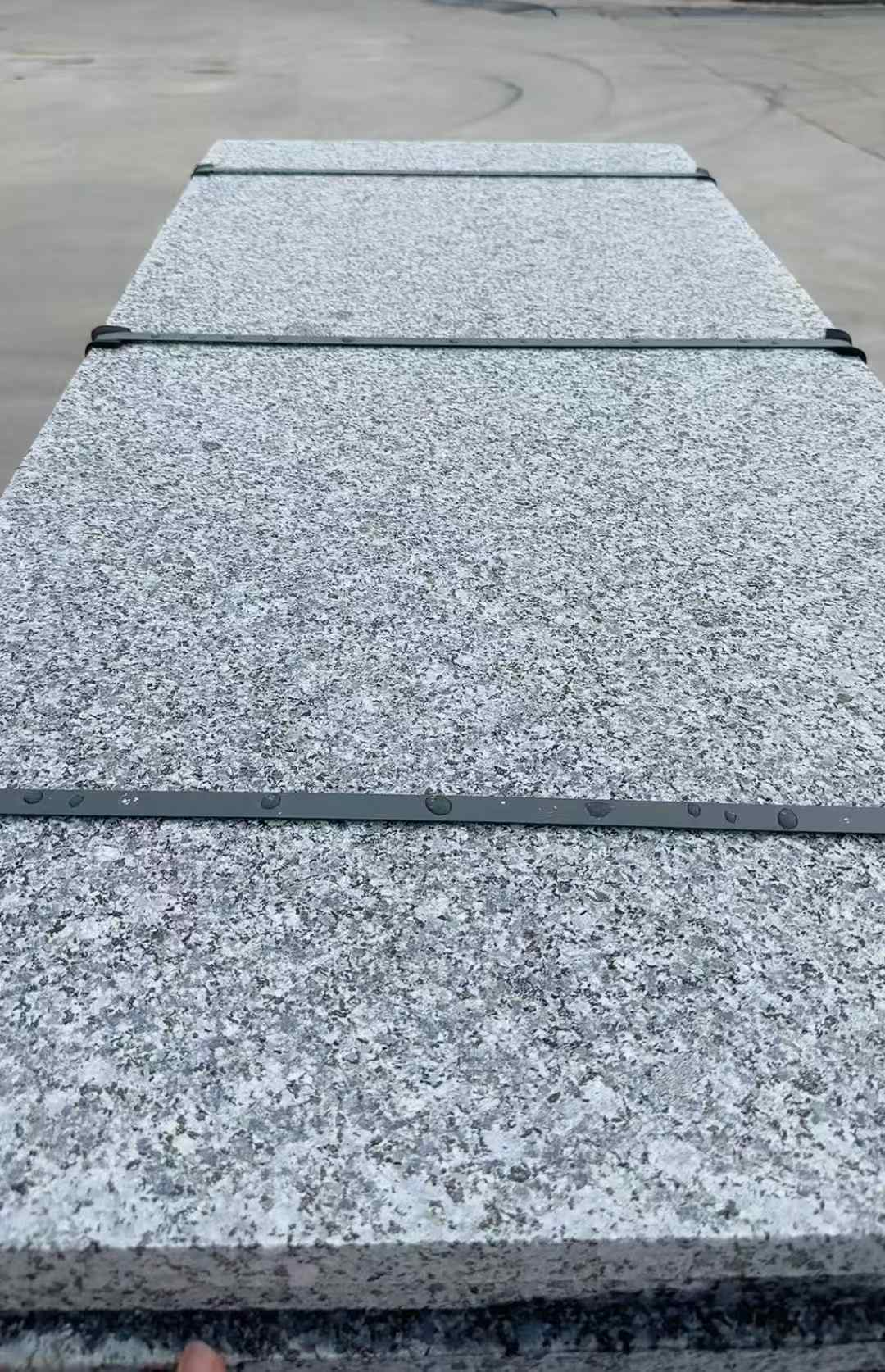 韶关 芝麻黑火烧面毛板，条板，半成品